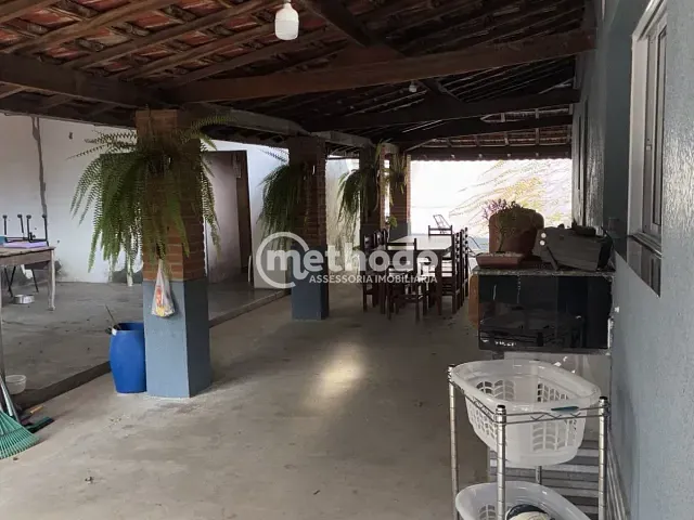 Casa com 1000m² 3 quartos e 3 banheiros, à venda, no bairro Jardim Boa Vista em Hortolândia