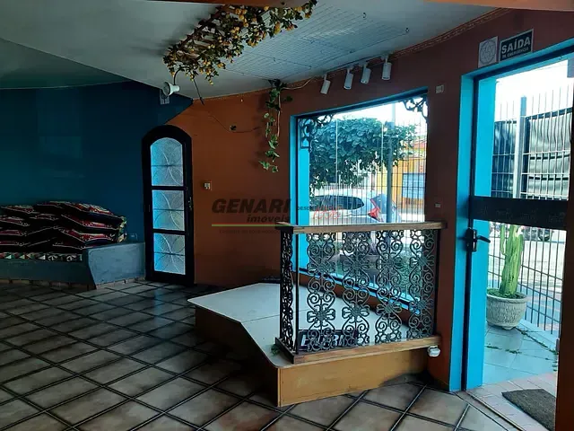 Casa com 257m², à venda, no bairro Centro em Indaiatuba