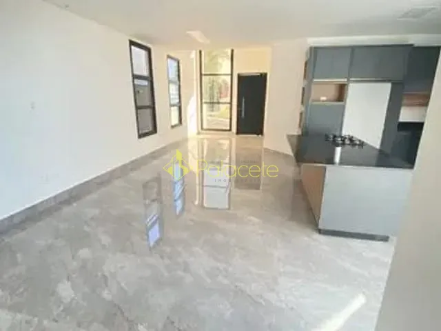 Casa com 250m², à venda, no bairro Bandeira Branca em Jacareí