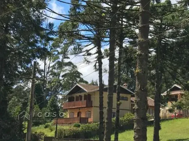 Casa com 2642m² 5 quartos e 5 banheiros, à venda, no bairro Capivari em Campos do Jordão