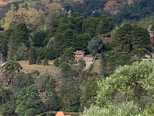 Casa com 2642m² 5 quartos e 5 banheiros, à venda, no bairro Capivari em Campos do Jordão