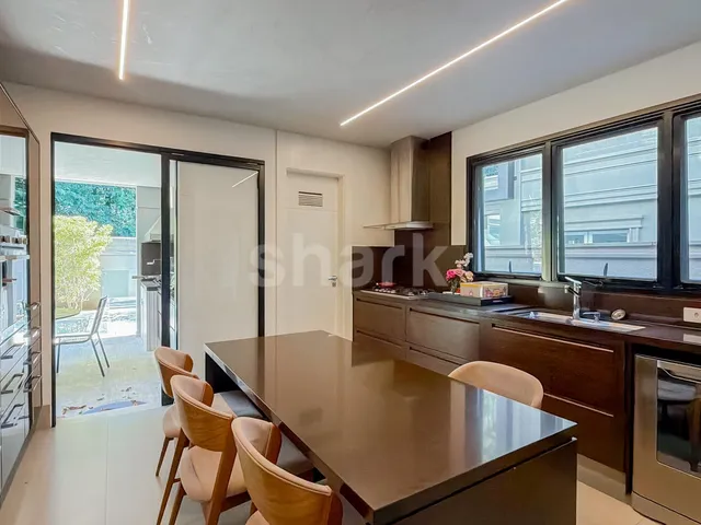 Casa com 443m² 4 quartos e 7 banheiros, à venda, no bairro Alphaville Conde II em Barueri
