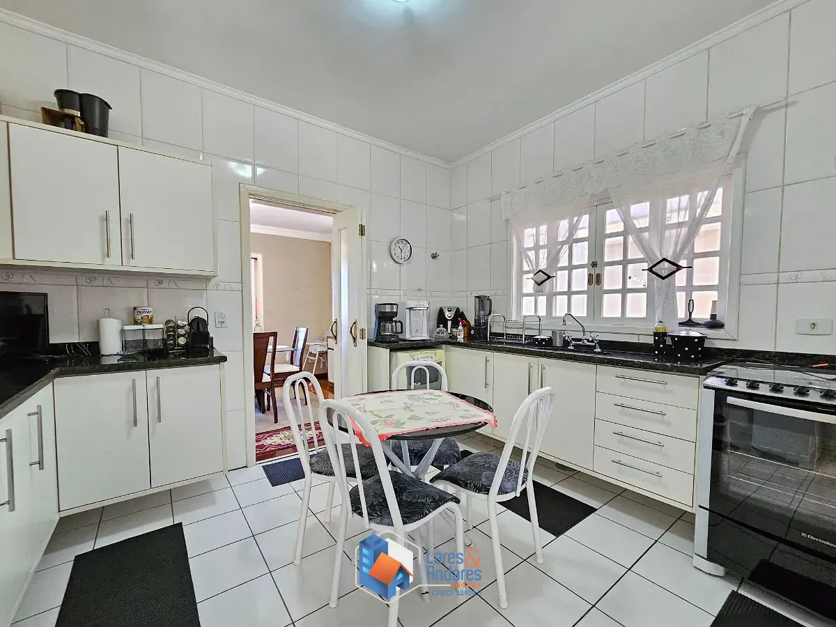 Casa, 4 quartos, 272 m² - Foto 16