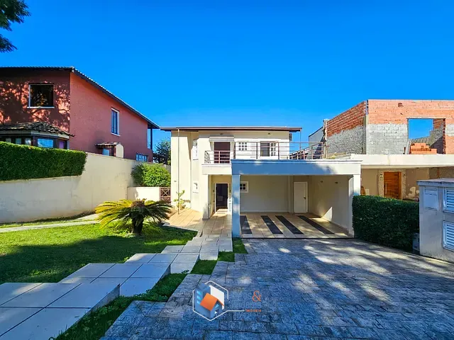 Casa com 420m² 4 quartos e 6 banheiros, à venda, no bairro Alphaville em Santana De Parnaíba