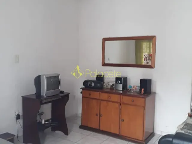 Casa com 242m² 2 quartos e 1 banheiro, à venda, no bairro Loteamento Residencial Andrade em Pindamonhangaba