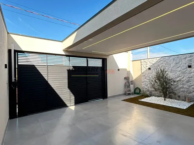 Casa com 150m² 3 quartos e 2 banheiros, à venda, no bairro Jardim Bom Sucesso em Indaiatuba