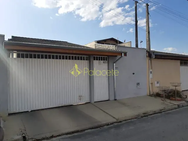 Casa com 200m² 3 quartos e 1 banheiro, à venda, no bairro Residencial Parque das Palmeiras em Pindamonhangaba