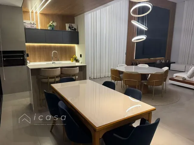 Casa com 459m² 3 quartos e 4 banheiros, à venda, no bairro Urbanova em São José dos Campos