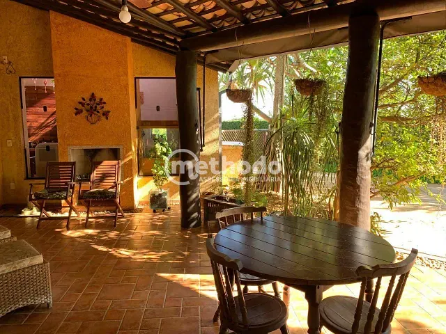 Casa com 1925m² 3 quartos e 6 banheiros, à venda, no bairro Pinheiro em Valinhos