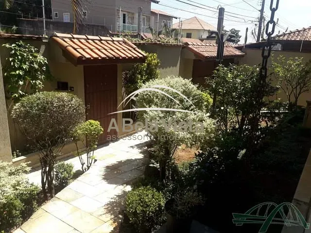 Casa com 364m² 5 quartos e 4 banheiros, à venda, no bairro City Bussocaba em Osasco