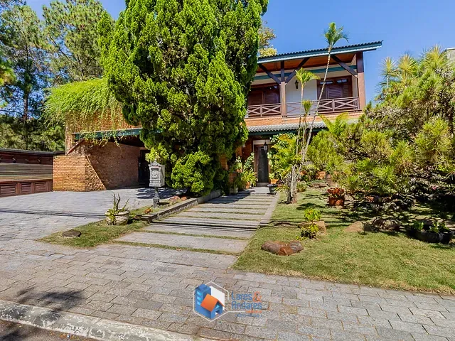 Casa com 696m² 5 quartos e 8 banheiros, à venda, no bairro Alphaville em Santana De Parnaíba