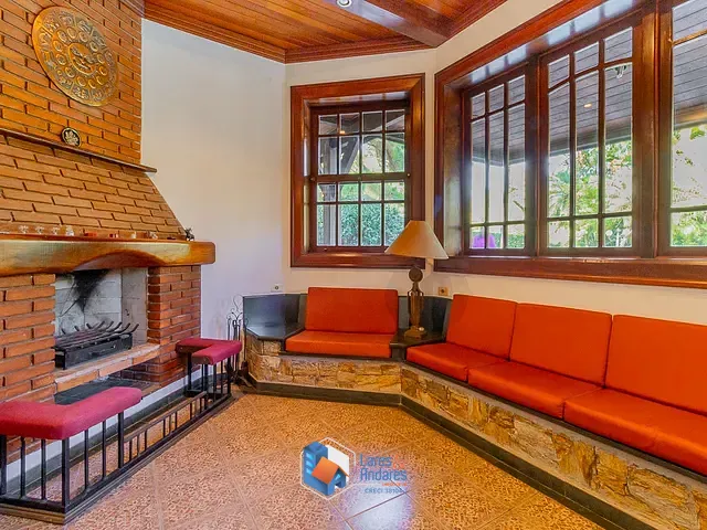 Casa com 696m² 5 quartos e 8 banheiros, à venda, no bairro Alphaville em Santana De Parnaíba