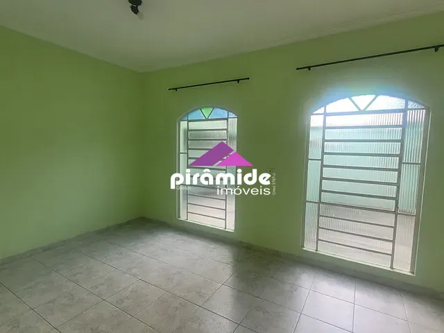 Casa com 200m² 3 quartos e 2 banheiros, para alugar, no bairro Jardim da Granja em São José dos Campos