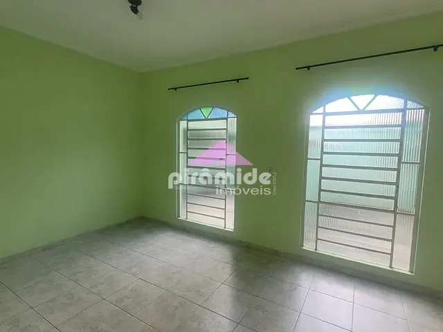 Casa com 200m² 3 quartos e 2 banheiros, para alugar, no bairro Jardim da Granja em São José dos Campos