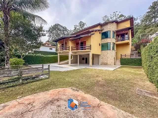 Casa com 1025m² 4 quartos e 6 banheiros, à venda, no bairro Jardim do Golf I em Jandira
