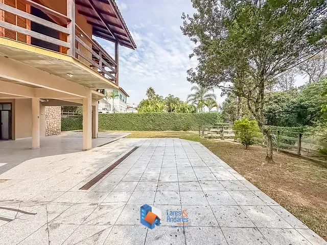 Casa com 1025m² 4 quartos e 6 banheiros, à venda, no bairro Jardim do Golf I em Jandira