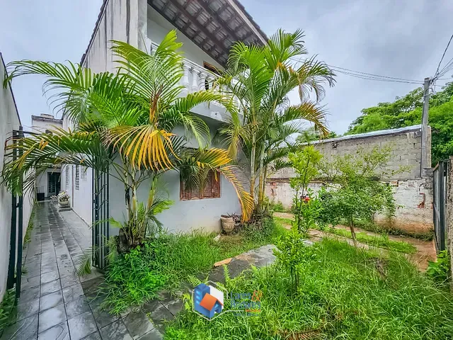 Casa com 250m² 2 quartos e 2 banheiros, à venda, no bairro Jardim Cotia em Cotia