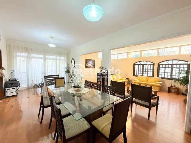Casa com 320m² 4 quartos e 5 banheiros, à venda, no bairro TAQUARAL em Campinas