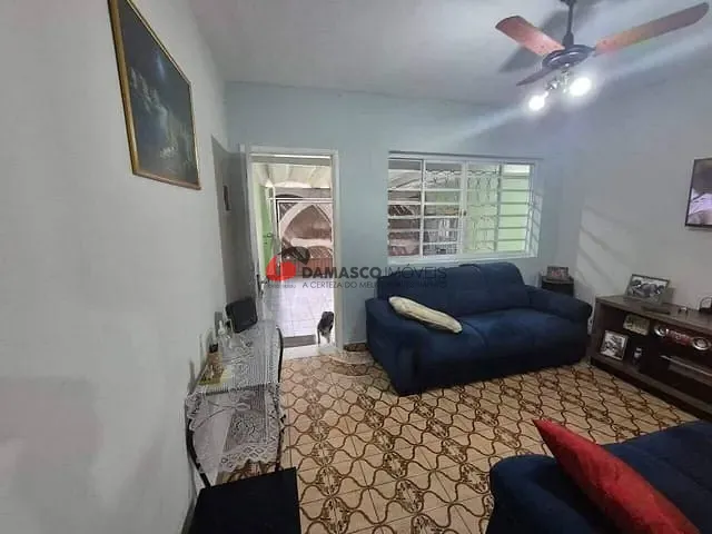Casa 2 quartos e 1 banheiro, à venda, no bairro Parque Capuava em Santo André