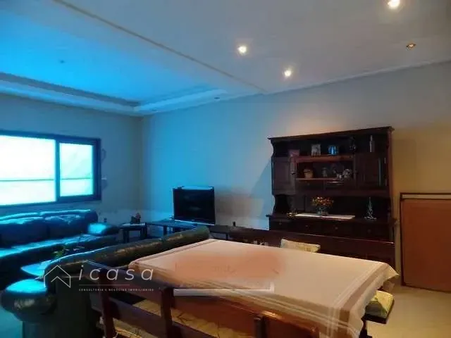 Casa com 251m² 3 quartos e 3 banheiros, à venda, no bairro Village das Flores em Caçapava