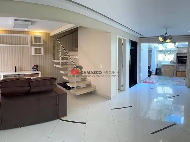 Casa 2 quartos e 3 banheiros, à venda, no bairro Taboão em São Bernardo do Campo