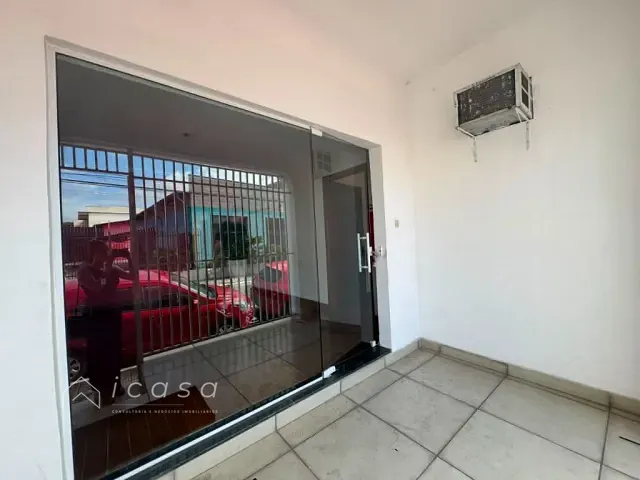 Casa com 476m² 3 quartos e 2 banheiros, para alugar, no bairro Vila Resende em Caçapava