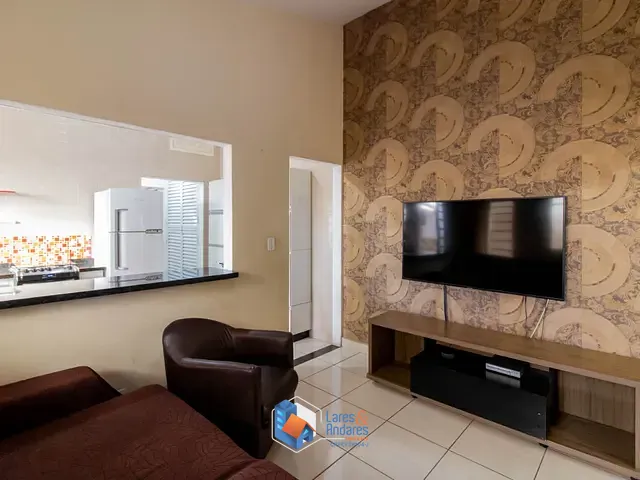 Casa com 182m² 3 quartos e 2 banheiros, à venda, no bairro Chácara São José em Arujá