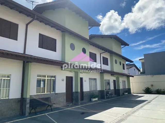Casa com 85m² 2 quartos e 1 banheiro, à venda, no bairro Martim de Sá em Caraguatatuba
