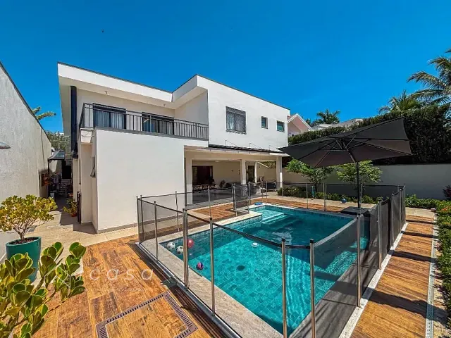 Casa com 591m² 5 quartos e 7 banheiros, à venda, no bairro Urbanova em São José dos Campos