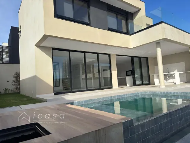 Casa com 450m² 3 quartos e 5 banheiros, à venda, no bairro Condomínio Residencial Monaco em São José dos Campos