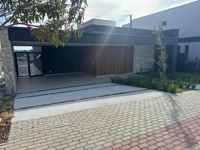 Casa com 450m² 3 quartos e 5 banheiros, à venda, no bairro Condomínio Residencial Monaco em São José dos Campos