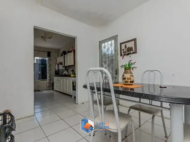 Casa com 300m² 5 quartos e 4 banheiros, à venda, no bairro Centro em Balneário Camboriú