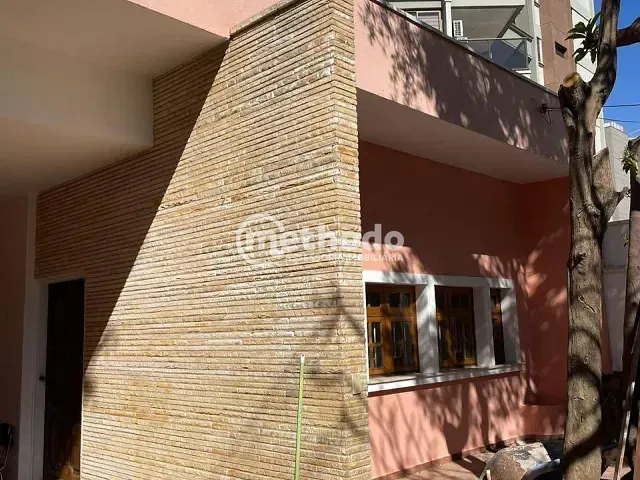 Casa com 330m² 4 quartos e 3 banheiros, para alugar, no bairro Cambuí em Campinas