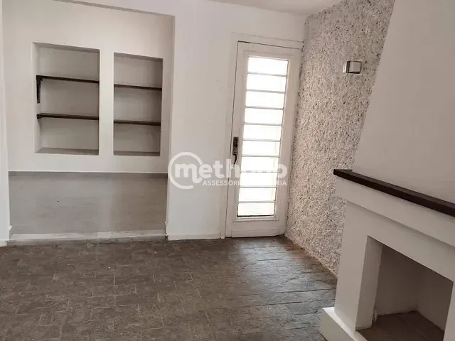 Casa com 330m² 6 quartos e 2 banheiros, para alugar, no bairro Cambuí em Campinas