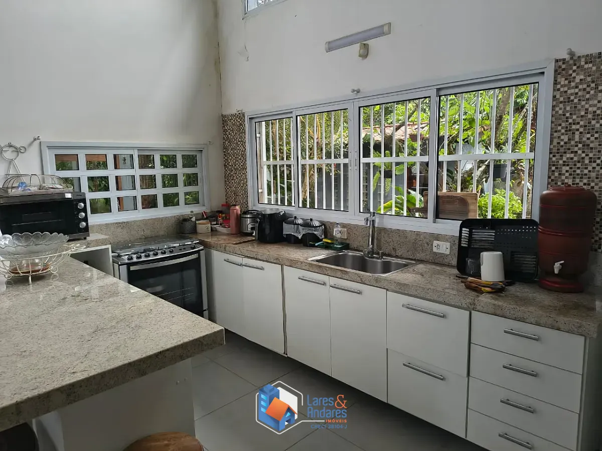 Casa, 5 quartos, 229 m² - Foto 2