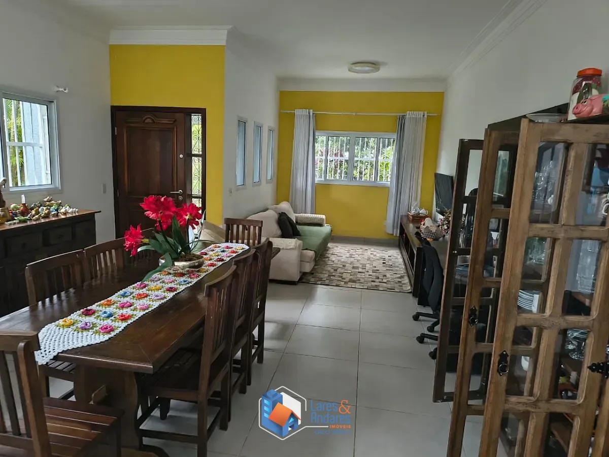 Casa, 5 quartos, 229 m² - Foto 3