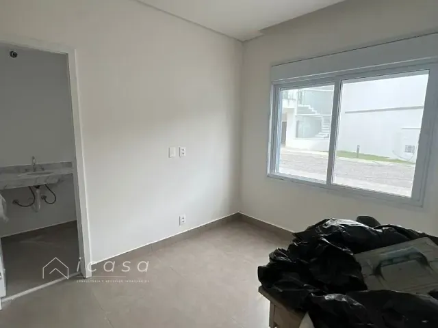 Casa com 255m² 3 quartos e 4 banheiros, à venda, no bairro Cigarras em São Sebastião