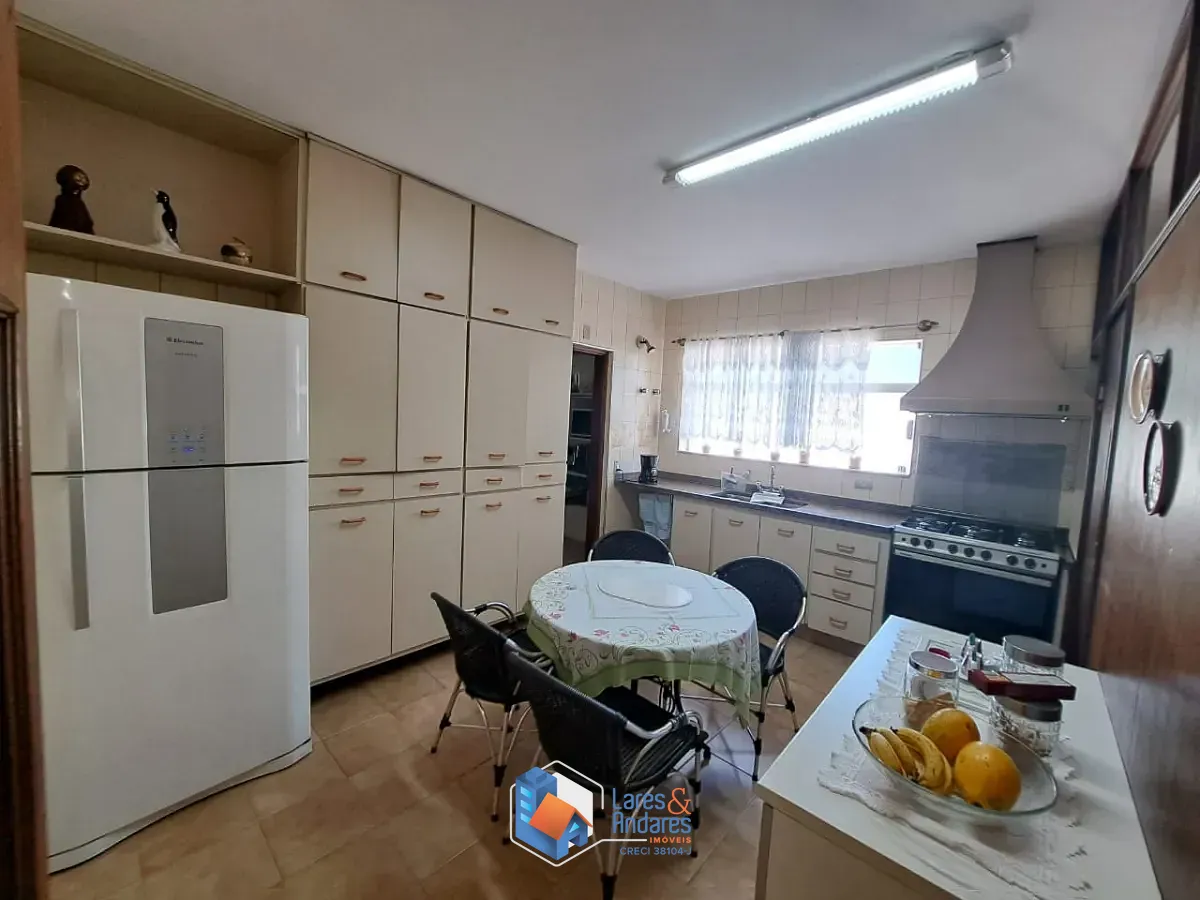 Casa, 4 quartos, 328 m² - Foto 8