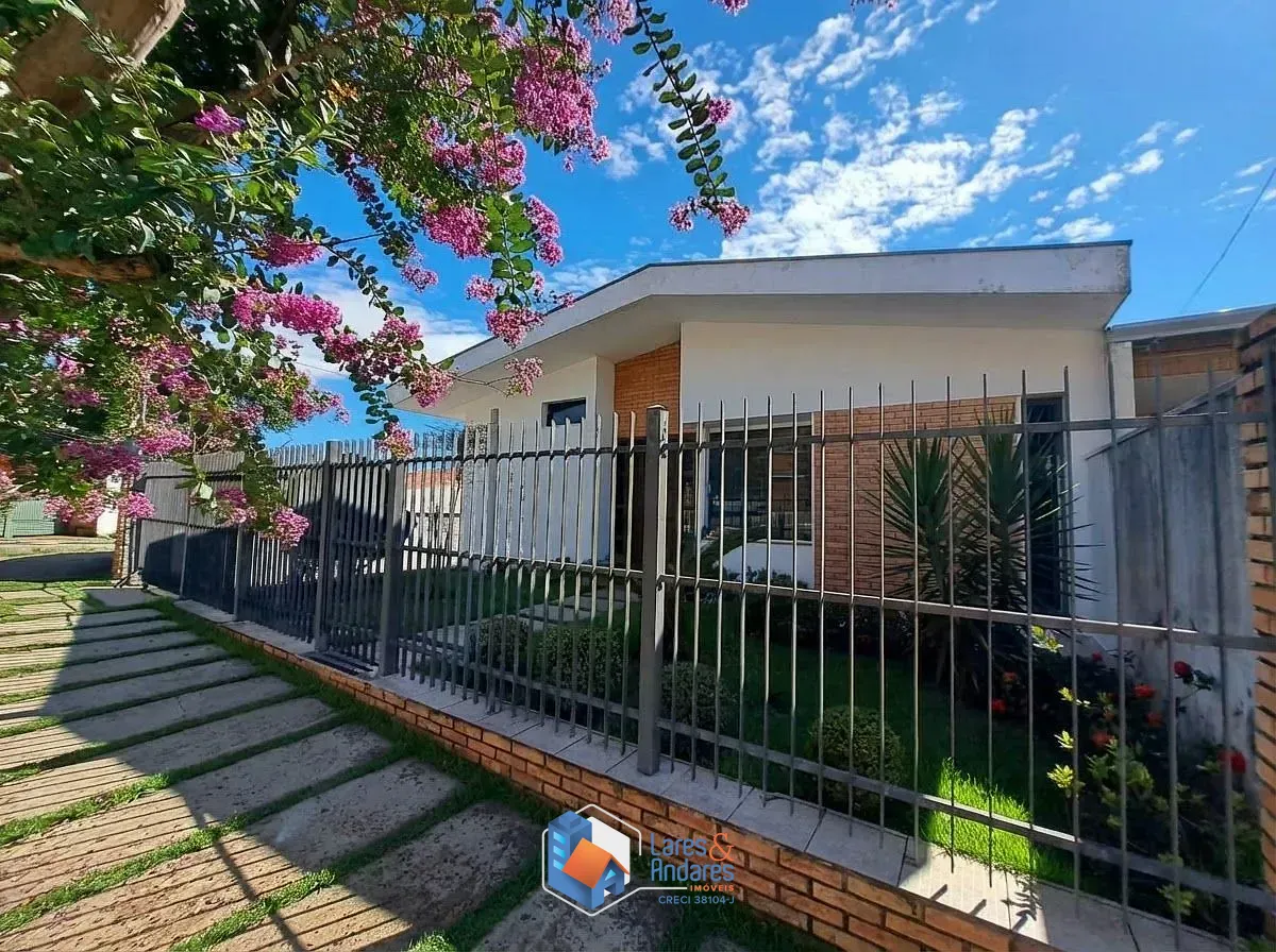 Casa, 4 quartos, 328 m² - Foto 2