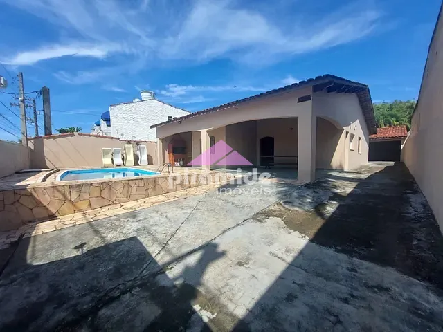 Casa com 476m² 3 quartos e 2 banheiros, à venda, no bairro Prainha em Caraguatatuba