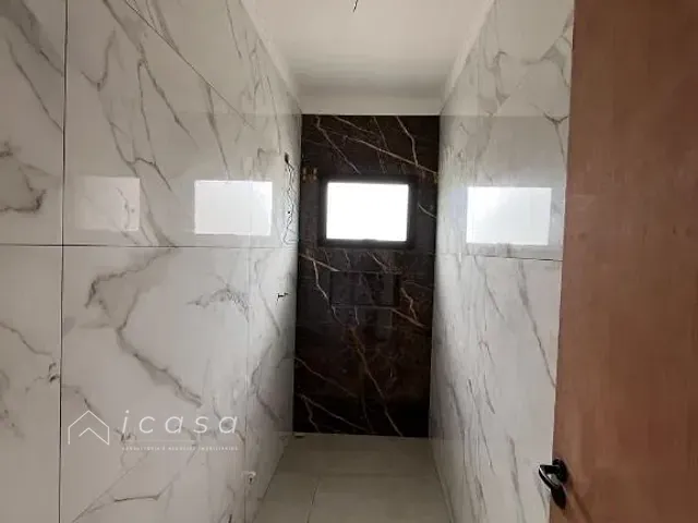 Casa com 250m² 3 quartos e 2 banheiros, à venda, no bairro Residencial Malibu em Caçapava