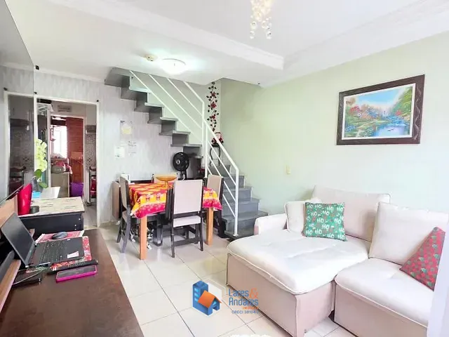 Casa com 106m² 2 quartos e 2 banheiros, à venda, no bairro Jardim Jaraguá em São Paulo