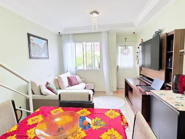 Casa com 106m² 2 quartos e 2 banheiros, à venda, no bairro Jardim Jaraguá em São Paulo