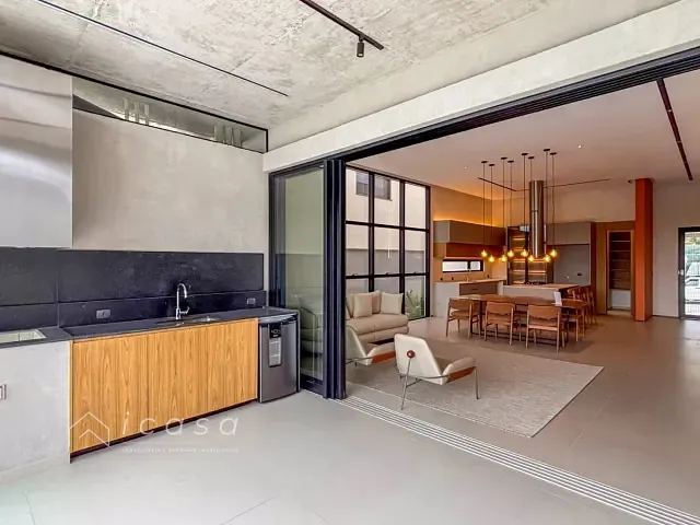 Casa com 480m² 4 quartos e 5 banheiros, à venda, no bairro Condomínio Residencial Montserrat em São José dos Campos