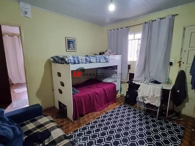 Casa com 201m² 2 quartos e 1 banheiro, à venda, no bairro Vila Aquilino em Santo André