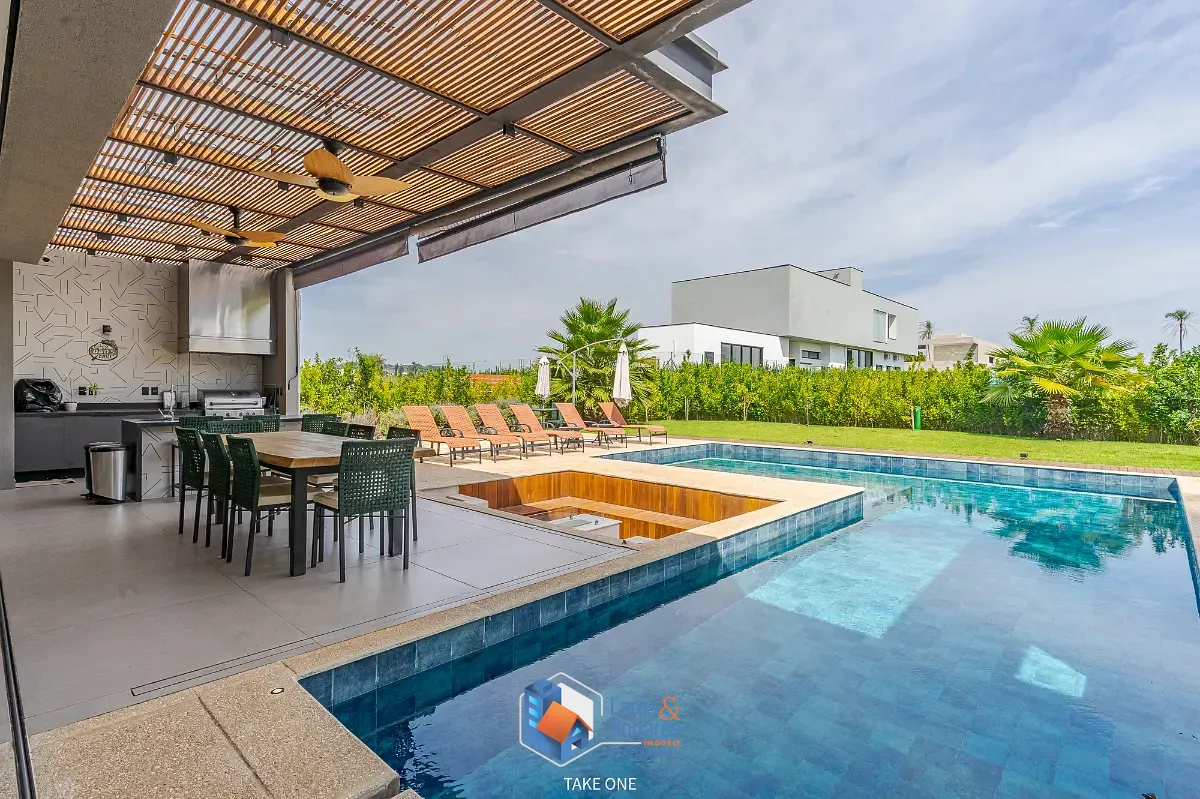 Casa, 5 quartos, 695 m² - Foto 1