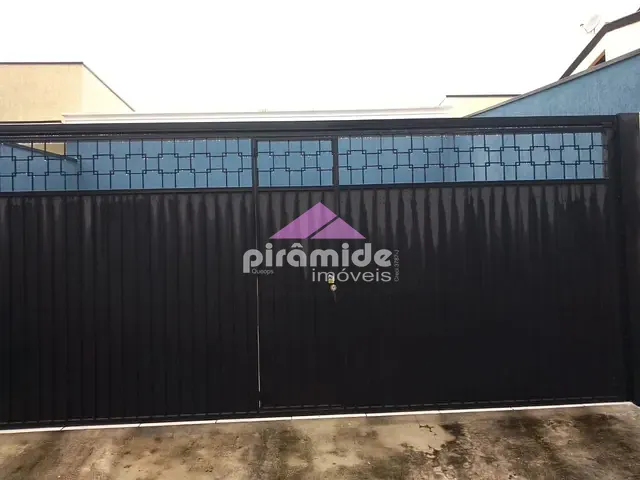 Casa com 175m² 3 quartos e 3 banheiros, à venda ou para alugar, no bairro Loteamento Villa Branca em Jacareí