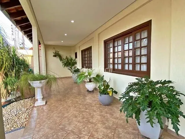 Casa com 432m² 3 quartos e 4 banheiros, à venda, no bairro Jardim Bela Vista em Campo Grande