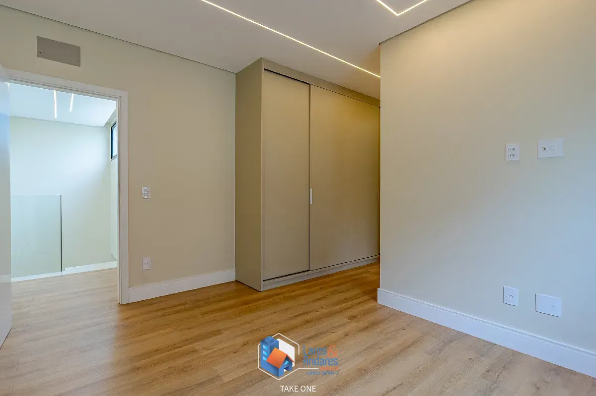 Casa, 3 quartos, 230 m² - Foto 35