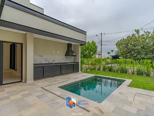Casa com 310m² 3 quartos e 4 banheiros, à venda, no bairro Jardim Residencial Alto de Itaici em Indaiatuba